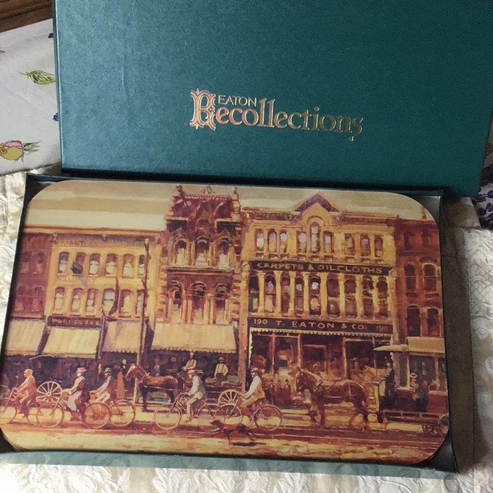 VTG 🇨🇦 The T. Eaton Co. ‘Hustle and Bustle’ 4 Hard Board Placements 🍁 - Picture 1 of 5